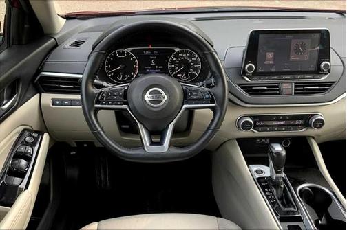 2020 Nissan Altima 2.5 SV