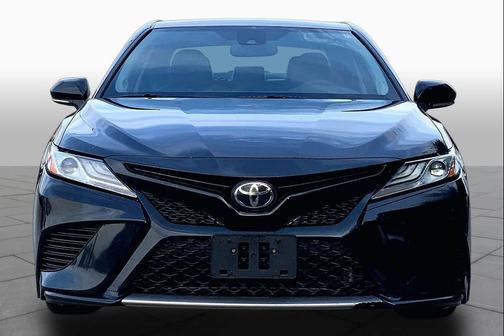 Midnight Black Metallic 2020 Toyota Camry XSE