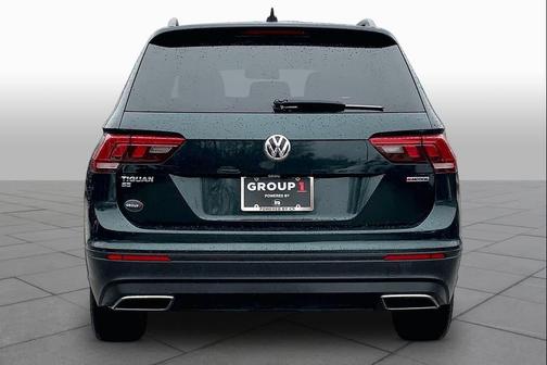 Dark Moss Green Metallic 2019 Volkswagen Tiguan 2.0T SEL