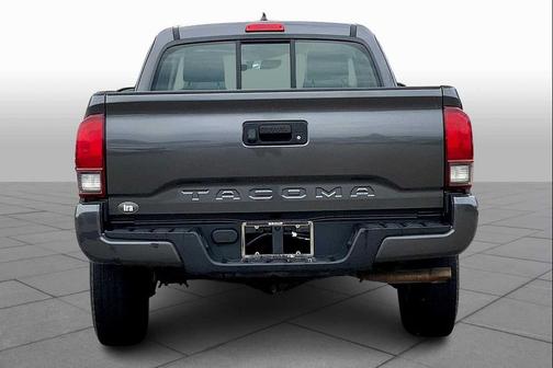 2018 Toyota Tacoma SR