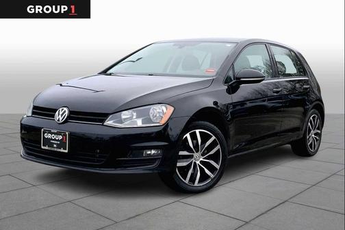 2017 Volkswagen Golf TSI S 4-Door