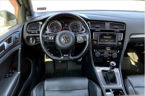 2016 Volkswagen Golf R 4-Door