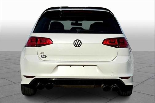 2016 Volkswagen Golf R 4-Door