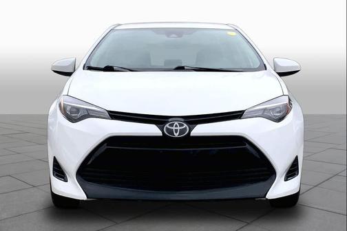 Super White 2017 Toyota Corolla L