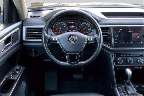 Tourmaline Blue Metallic 2018 Volkswagen Atlas 3.6L SE