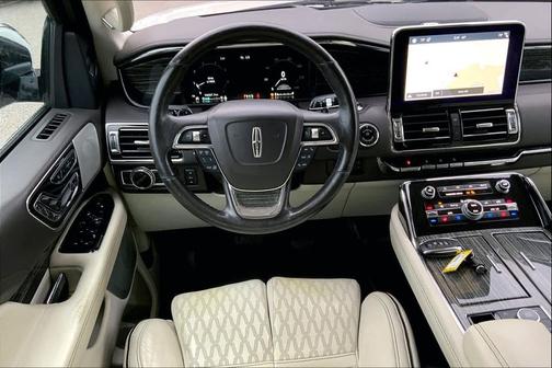 2018 Lincoln Navigator Black Label