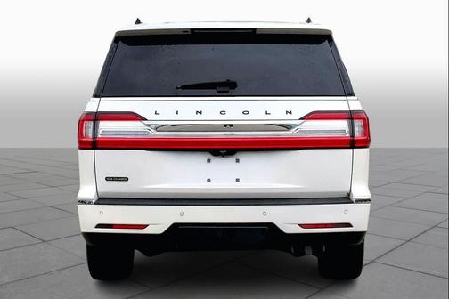 2018 Lincoln Navigator Black Label