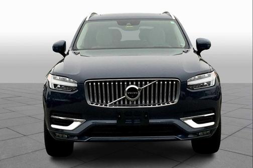 2022 Volvo XC90 T6 Inscription