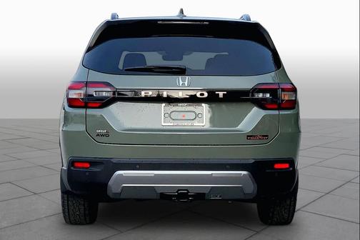 Ash Green Metallic 2026 Honda Pilot TrailSport