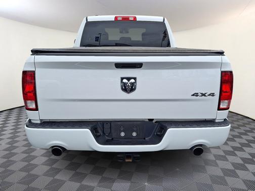 2018 RAM 1500 ST