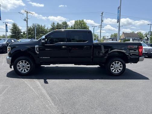 2017 Ford F-350 LARIAT SUPER DUTY
