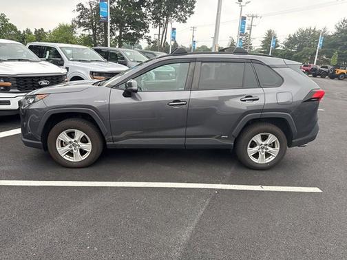 2021 Toyota RAV4 LE