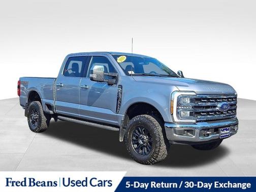 2023 Ford F-350 LARIAT SUPER DUTY