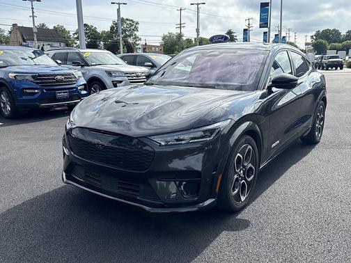 2022 Ford Mustang Mach-E GT
