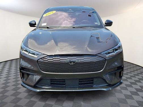 2022 Ford Mustang Mach-E GT