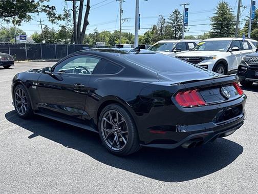 2021 Ford Mustang ECOBOOST