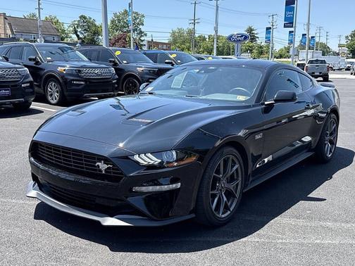 2021 Ford Mustang ECOBOOST