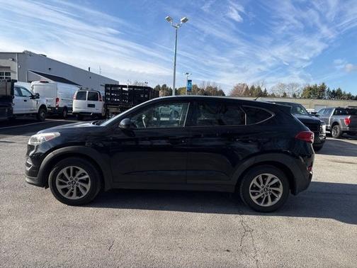 2018 Hyundai TUCSON SE