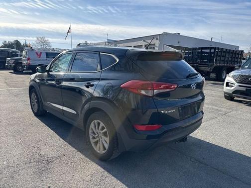 2018 Hyundai TUCSON SE