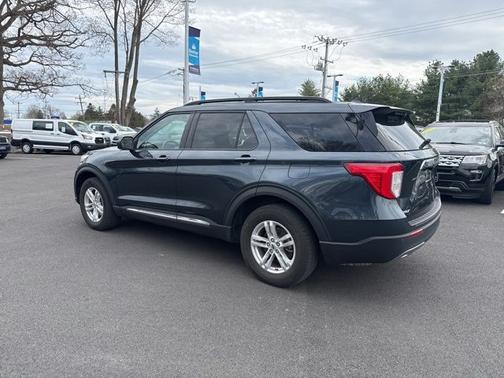 STONE BLUE METALLIC 2022 Ford Explorer XLT