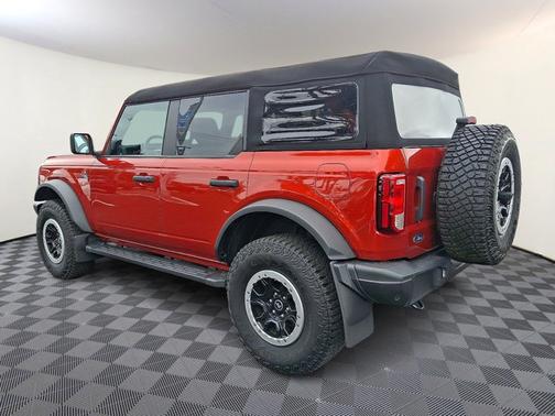 2023 Ford Bronco BLACK DIAMOND