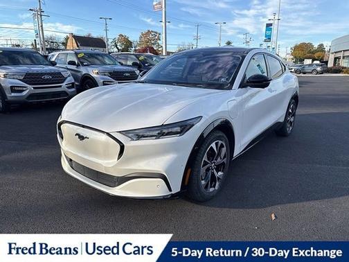 2022 Ford Mustang Mach-E PREMIUM