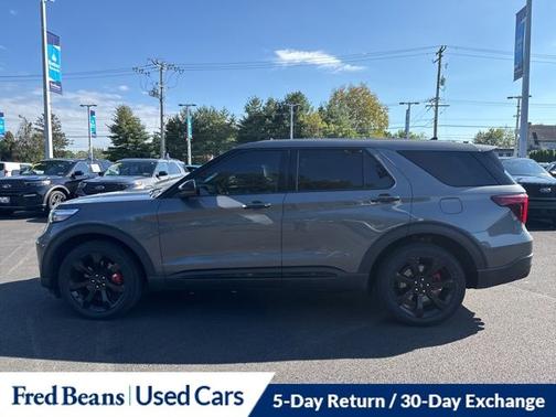 2021 Ford Explorer ST