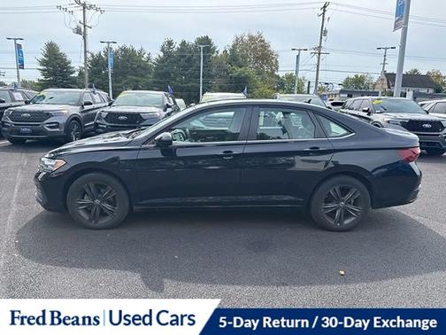 2022 Volkswagen Jetta 1.5T SE
