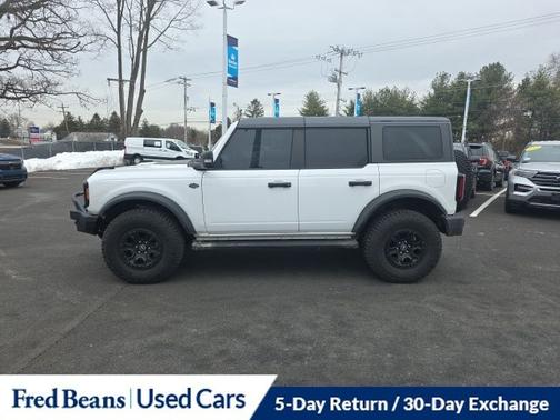 OXFORD WHITE 2023 Ford Bronco WILDTRAK