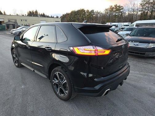 2023 Ford Edge ST