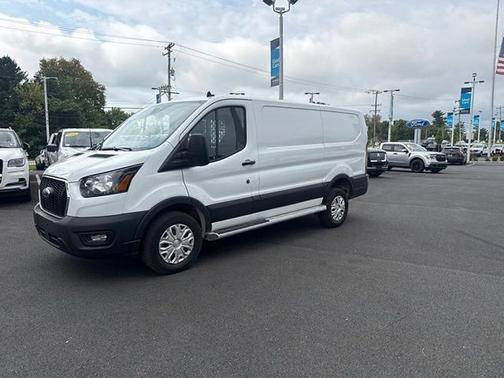 OXFORD WHITE 2025 Ford Transit-250 BASE
