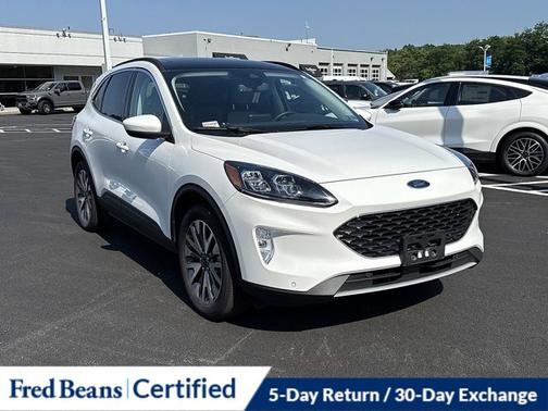 2022 Ford Escape TITANIUM