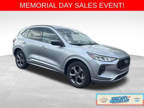 ICONIC SILVER METALLIC 2023 Ford Escape ST-LINE