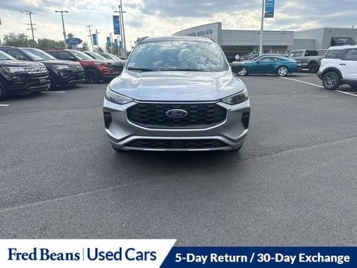 ICONIC SILVER METALLIC 2023 Ford Escape ST-LINE