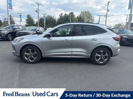 ICONIC SILVER METALLIC 2023 Ford Escape ST-LINE