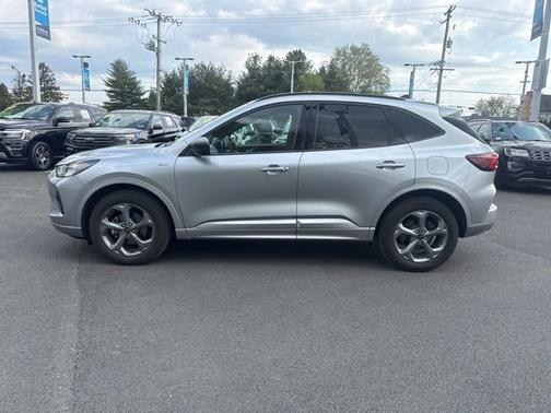 ICONIC SILVER METALLIC 2023 Ford Escape ST-LINE