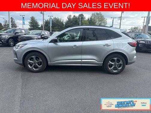 ICONIC SILVER METALLIC 2023 Ford Escape ST-LINE