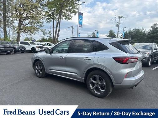 ICONIC SILVER METALLIC 2023 Ford Escape ST-LINE