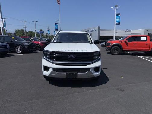OXFORD WHITE 2025 Ford Expedition PLATINUM