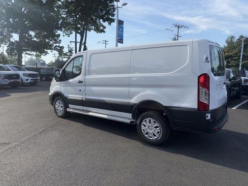 OXFORD WHITE 2024 Ford Transit-250 BASE