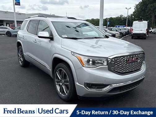 2019 GMC Acadia DENALI