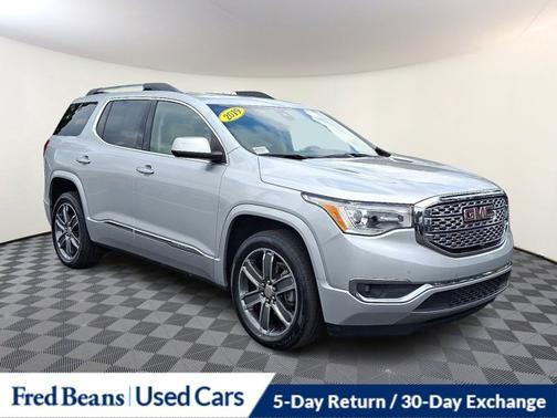 2019 GMC Acadia DENALI