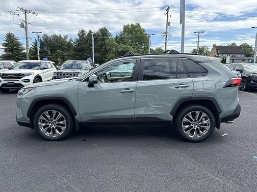 2021 Toyota RAV4 XLE PREMIUM