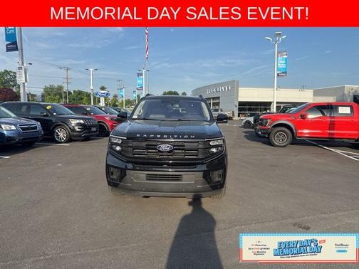 AGATE BLACK METALLIC 2025 Ford Expedition ACTIVE
