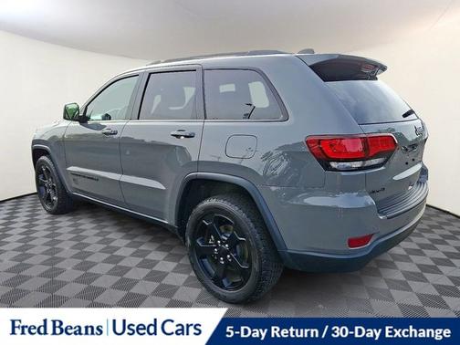 2021 Jeep Grand Cherokee LAREDO