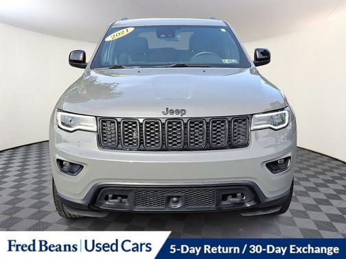 2021 Jeep Grand Cherokee LAREDO