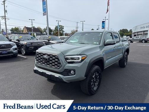 2022 Toyota Tacoma TRD OFF ROAD