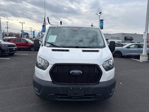 2022 Ford Transit-250 BASE
