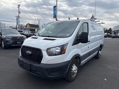 2022 Ford Transit-250 BASE