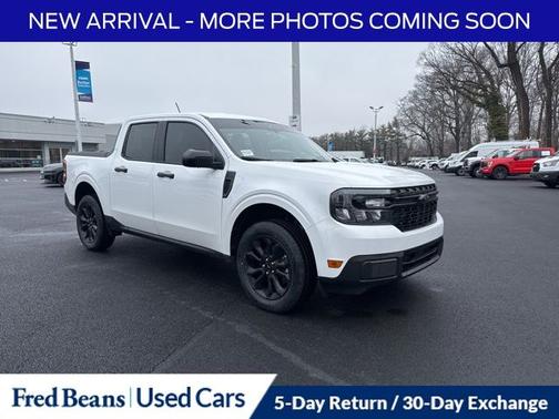 OXFORD WHITE 2024 Ford Maverick XLT